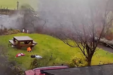 NACIJA NA NOGAMA: Približava se STRAHOVITA OLUJA, očekuju se masovne poplave i klizišta