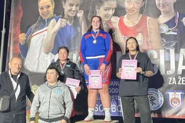 Miljkovićeva poput Tajsona u finalu 13. Kupa nacija u boksu za žene