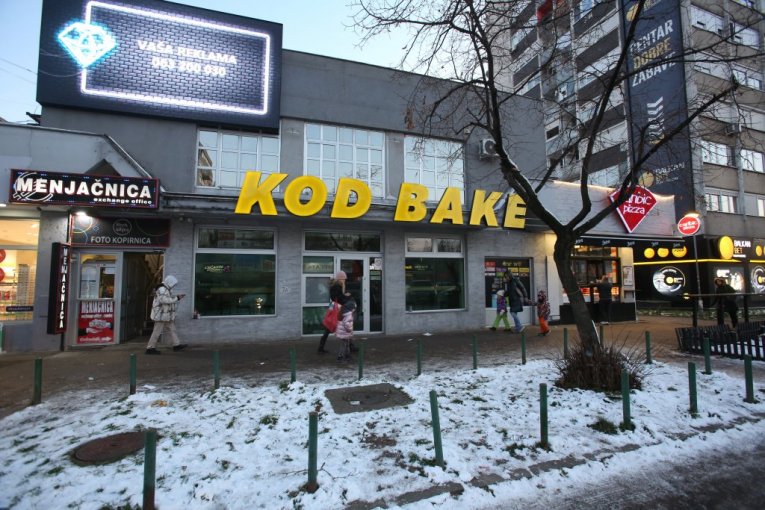 Baki Prasetu zatvoren lokal