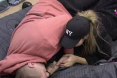 NADAM SE DA ĆE MI JEDNOG DANA OPROSTITI! Janjuša opet sve stiglo, pomenuo ćerku! Ove reči kidaju dušu! (FOTO)