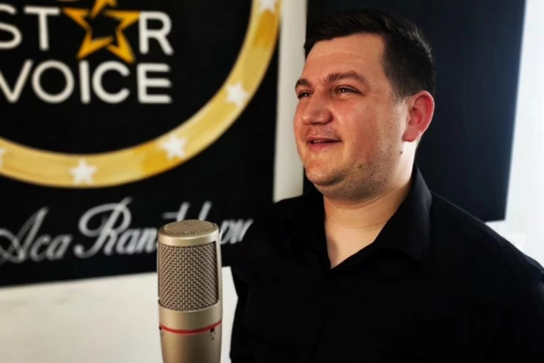 KAD ZAPEVA POPULARNI BAJKA: Jesenji šampion će na proleće plesati po dobro ukomponovanim notama! (VIDEO)