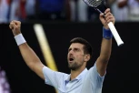 POSLE POBEDE NAD AMERIKANCEM! Novak ostavio dosad NEVIĐENU poruku na kameri! (FOTO)