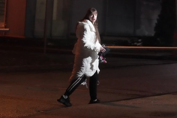 MILJANA KULIĆ SE VRATILA U ELITU! Obezbeđenje je sprovelo po Šimanovcima (FOTO)