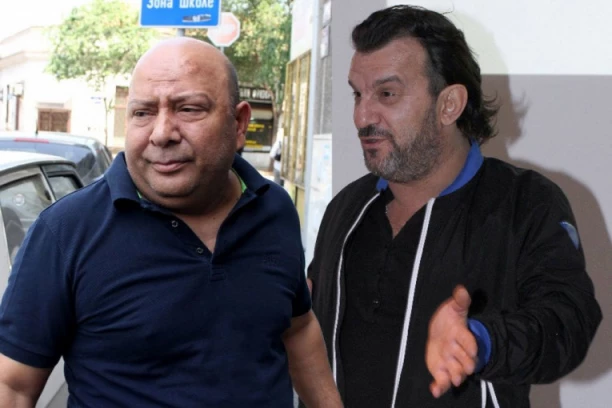 ACA LUKAS OBELODANIO JEZIVE DETALJE O DŽEJU: Pljuvali ga i podmetali nogu, a njihov POSLEDNJI RAZGOVOR ledi krv u žilama!