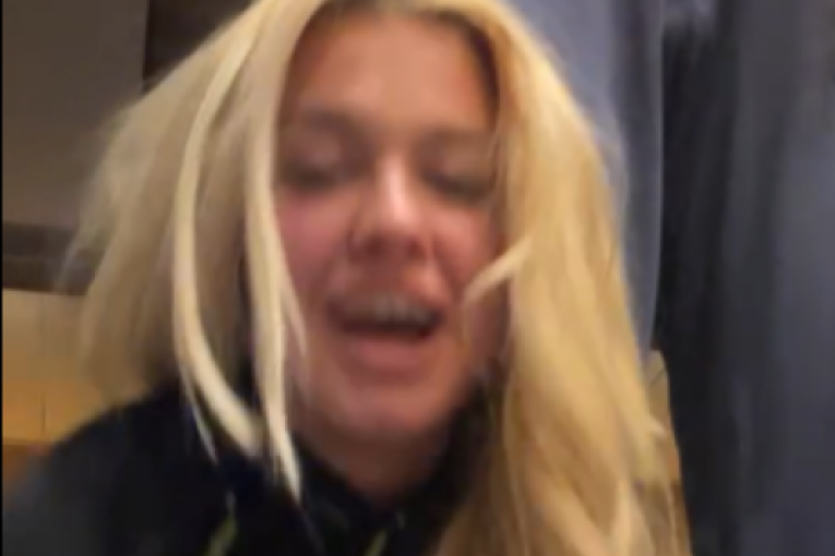 Ema Radujko i Desingerica razvukli njen donji veš 11. deo