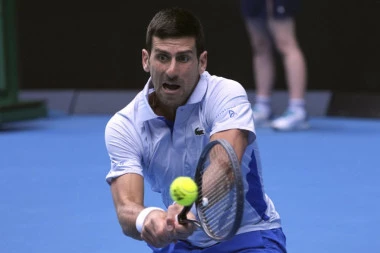 NOVAK TRENIRAO U AMERICI! Jedan DETALJ na Đokoviću VEOMA je ZABRINUO navijače! (VIDEO)