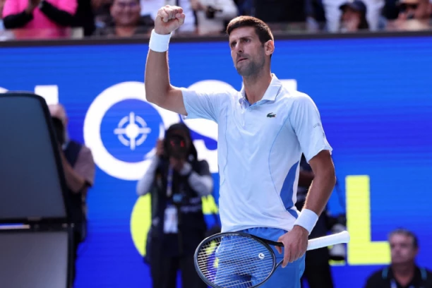 TRIJUMF ĐOKOVIĆA! Bilo je TEŠKO, ali se Nole POBEDNIČKI vraća u Indijan Vels! Hrabri Vukić PAO u trećem setu!