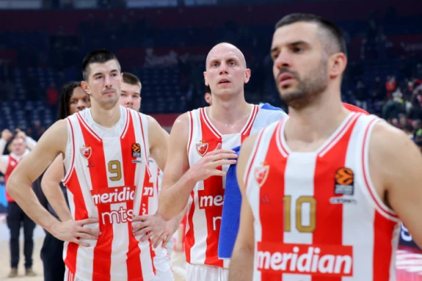 DEDA, VREME TI JE ZA PENZIJU! Delije ZAGRMELE: ON JE KRIV ZA LOŠE NASTUPE I PORAZ OD ALBE!