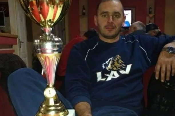 FORMIRA SE BEDEM PRED GOLOM: Iskusni štoper oblači opremu crveno-belih boja - jesenji propusti se ne smeju ponoviti!