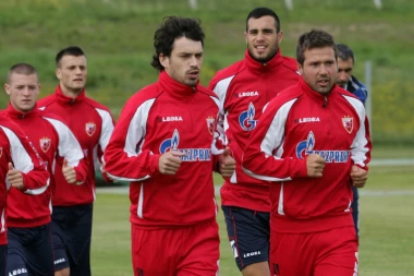 POVRATAK: U dresu Crvene zvezde je osvajao trofeje, a sada se vraća na mesto uspeha - njegove sjajne partije nisu zaboravljene! (FOTO GALERIJA)