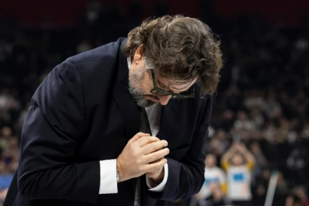 TRINKIJERI EMOTIVAN PRED GROBARIMA: Neko ovo NE DOŽIVI U KARIJERI!