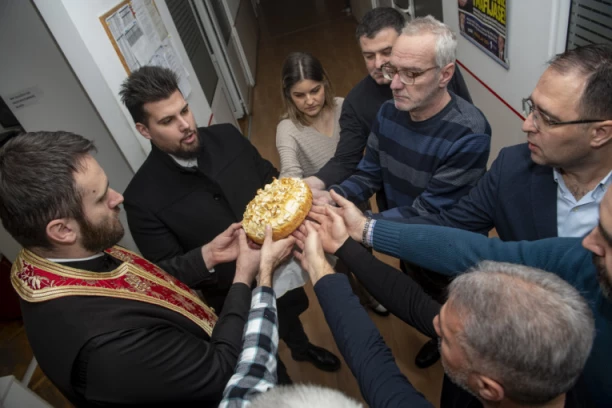 KRSNA SLAVA REPUBLIKE I SRPSKOG TELEGRAFA: Još mnogo godina u zdravlju da slavimo!