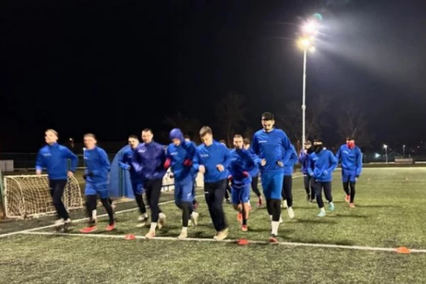 FOKUS JE I DALJE USMEREN KA JAČANJU IGRAČKOG KADRA: Nakon dvojice Nišlija i akvizicije iz redova jesenjeg šampiona, plavo-beli dres oblači i član nekadašnjeg superligaša!