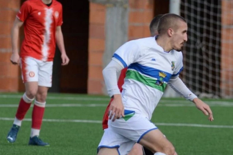 UOČI DUELA SA PARTIZANOM, CRVENO-BELI SAVLADALI KANDIDATA ZA TITULU: Pobeda koja će biti dobar putokaz za prolećna iskušenja - goleada na Milutincu!