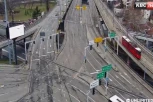 BEOGRADSKE ULICE PUSTE! Ne da nema gužvi, već se tek po koje vozilo može videti!