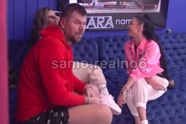 JANJUŠ MISLI NA MENE S KOJOM KOD ŽENOM DA LEGNE U KREVET! Maja opet provocira Aneli, evo šta je još smislila! (FOTO)