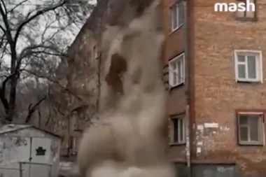 APOKALIPTIČNA SCENA U ROSTOVU! Urušila se petospratna zgrada! (VIDEO)