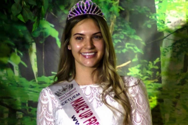 NATAŠA JE PONELA TITULU MIS U LONDONU: Svi su bili oduševljeni, a onda je sve nestalo u trenu zbog jedne devojke (FOTO)