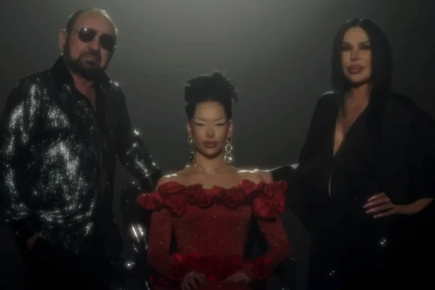 ELENA KITIĆ U SPOTU SE POJAVILA SA RODITELJIMA: Marta i Mile ZAJEDNO, scena koja tera suze na oči!