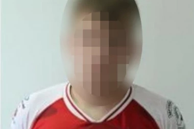 MLADI FUDBALER NASTRADAO U STRAVIČNOJ NESREĆI KOD ŠAJKAŠA! "Fijatom" tragično otišao u SMRT - Radovan za dve nedelje trebao da napuni 19 godina! (FOTO)