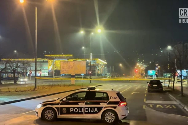MALOLETNICI AUTOMOBILOM UDARILI POLICAJCA: Horor na ulici, usledila potera po čitavom gradu