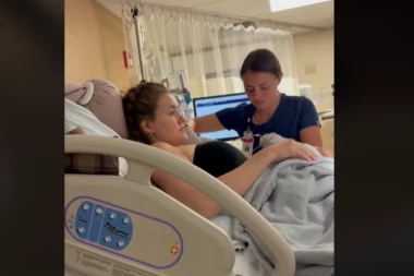 RODILA JE BEBU SA 16 GODINA I TVRDI DA JE TO TRADICIJA U PORODICI: Ljudi je "RAZAPELI" na mrežama, JEDAN potez im nije jasan!