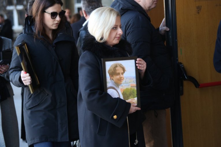 Suđenje porodici Kecmanović