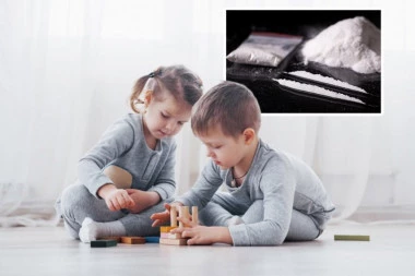 TETURALI SE IZGUBLJENI I BOSI PO SELU: Beba i četvorogodišnjak ŠMRKALI KOKAIN! Policija im uhapsila roditelje i saznala SKANDALOZNU ISTINU