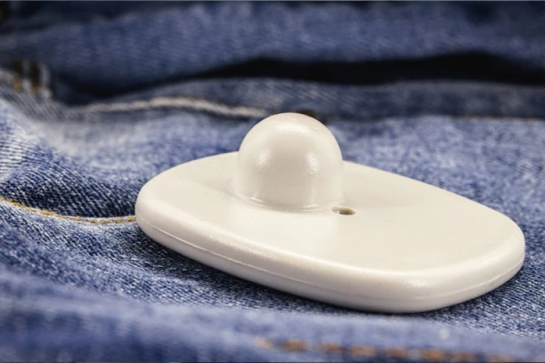 NOVI NAČIN BORBE PROTIV KRAĐE: Zaključani proizvodi u prodavnici postaju prošlost