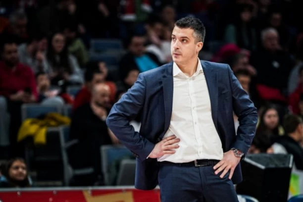 SADA JE ZVANIČNO! "Panteri" otpustili Mijovića!