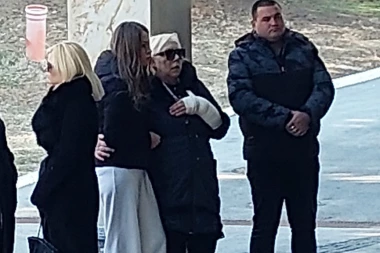 DIJANA MI JE KAO ĆERKA KOJU NIKAD NISAM IMALA! Zorica Marković otkrila zašto je Hrkalovićka bila na groblju, sad je sve jasnije! (FOTO)