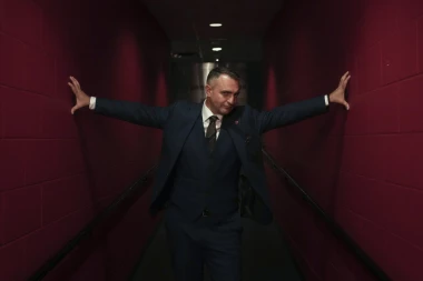 RAJAKOVIĆ BOLJI OD BOBIJA: "Rakete" bez goriva u Torontu!