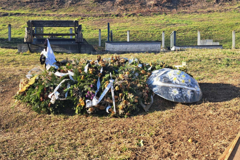 Grob Mihaila Janjuševića, II deo