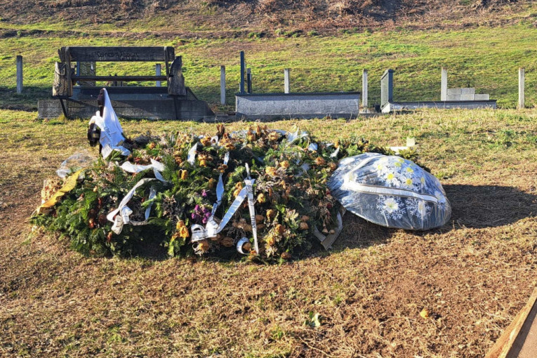 Grob Mihaila Janjuševića, IV deo