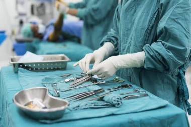 STRANI STRUČNJACI OPERISAĆE U SRBIJI! Sjajne vesti iz RFZO - u aprilu će srpske pacijente lečiti poznati kardiohirurg!