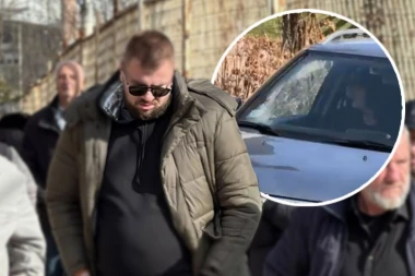 VELIKA TUGA U DOMU JANJUŠEVIĆA: Potresna fotka stigla iz Prijepolja, suza suzu stiže! (FOTO)