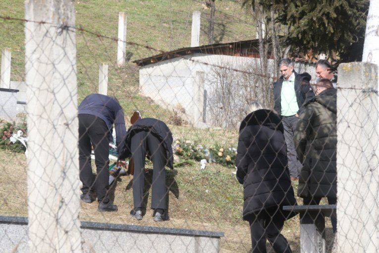 Pomen Mihailu Janjuševiću, IV deo