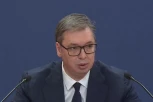 ALEKSANDAR VUČIĆ ČESTITAO KOMAROVU! "Pravi borci NIKAD ne ODUSTAJU"