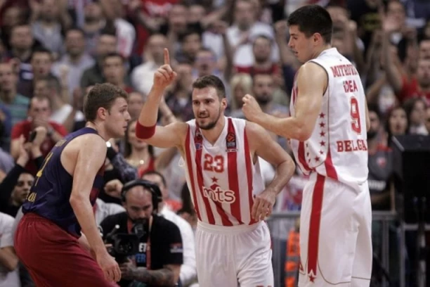 DAN KADA JE HRVAT ZANEMEO NA ATMOSFERU DELIJA: Zvezda u Areni UME protiv Barselone!