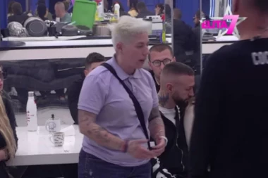 SKANDAL! Matora otkrila sve o PILULAMA koje ONA pije, u Eliti nastao MUK!