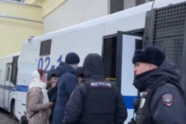 VELIKI PROTEST PROTIV MOBILIZACIJE U RUSIJI! Više uhapšenih! (VIDEO/FOTO)