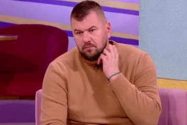 JANJUŠEVI KRIMINALCI, JAVITE SE: Nakon skandaloznih PRETNJI takmičara "Elite", oglasila se bivša zadrugarka! Nastaće KARAMBOL!