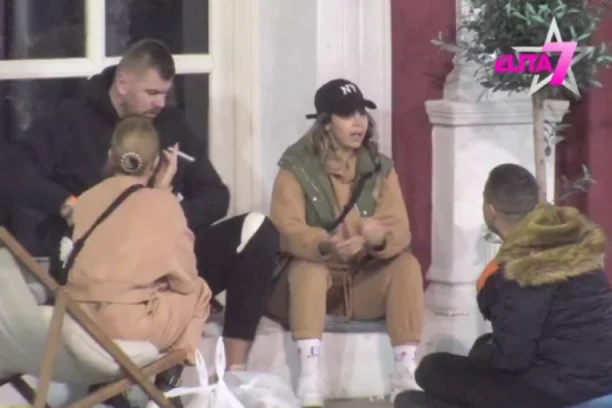 OD MENE PRAVE MAJKU MONSTRUMA, A JA BIH UBILA ZA DETE! Aneli na ivici nervnog sloma, evo šta je dovelo do suza! (FOTO)