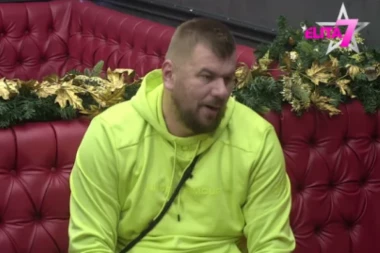 ŠTA SE DESILO SA JANJUŠEVIM STOPALOM? Slilka iz Elite će vas naterati da vam POZLI - NIJE ZA ONE SA SLABIM ŽELUCEM!