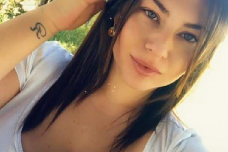 Andrijana Lazić je nosila tetovažu u obliku slova "R"