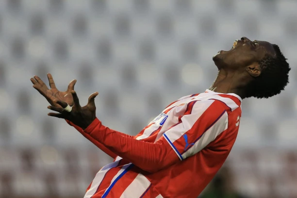 SKANDALČINA U GRČKOJ: Protivnik na terenu RASISTIČKI vređao bivšeg asa Crvene zvezde!