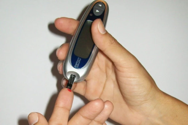 INSULINSKA REZISTENCIJA IMA SEDAM PODMUKLIH SIMPTOMA: Uočite ih na vreme i sprečite tešku BOLEST!