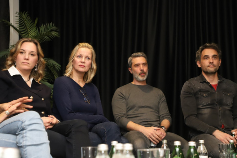 Učesnici tribine o psihičkom zlostavljanju