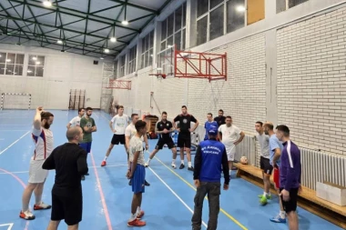 RADNO U BUDISAVI: Pripreme su u punom jeku - promovišu se i zimska pojačanja!