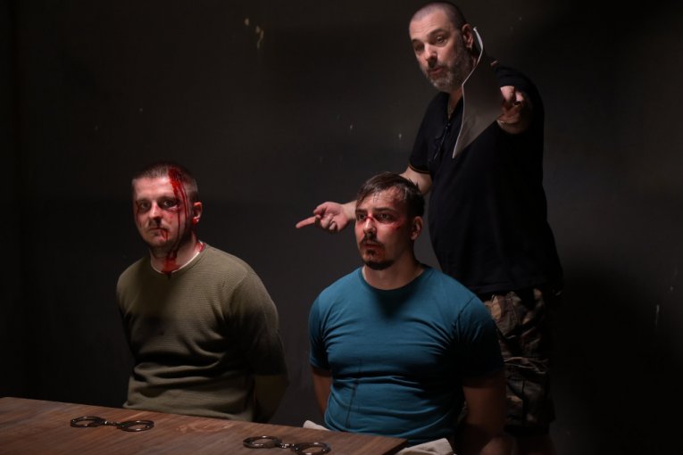 Scena iz filma "Poslednji strelac"